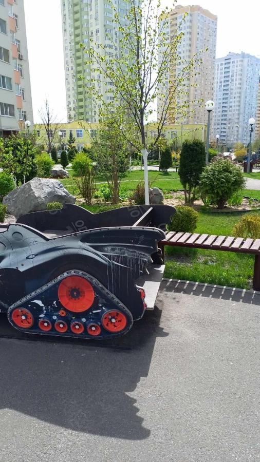 1 Поверх Ж К Паркові Озера Метро Дарниця Kyiv Exterior foto
